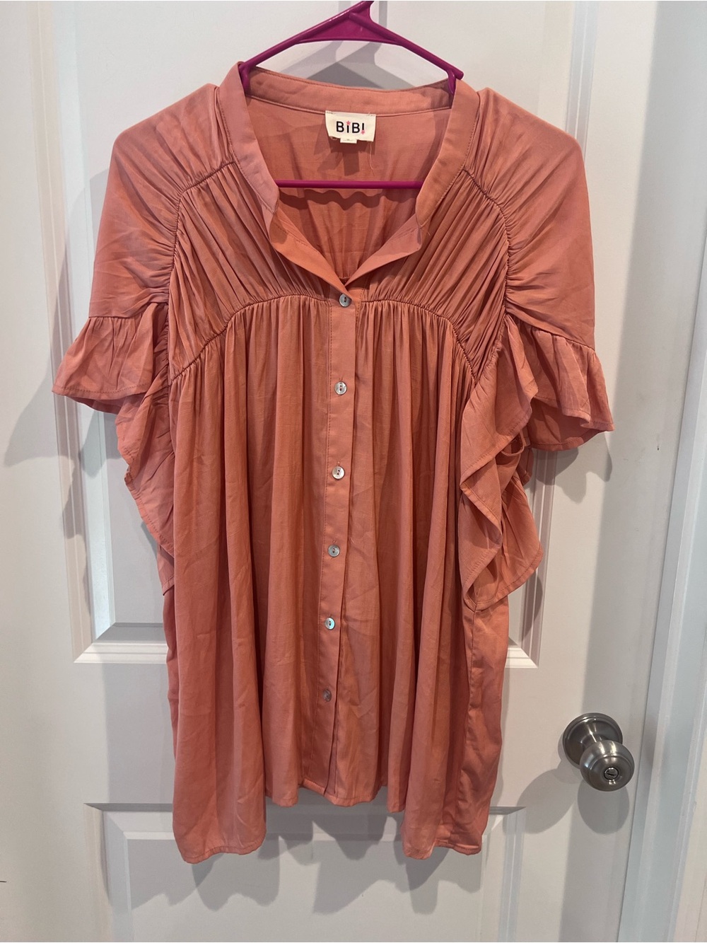 4/$13   BiBi Button-Front Women's Top Size Small